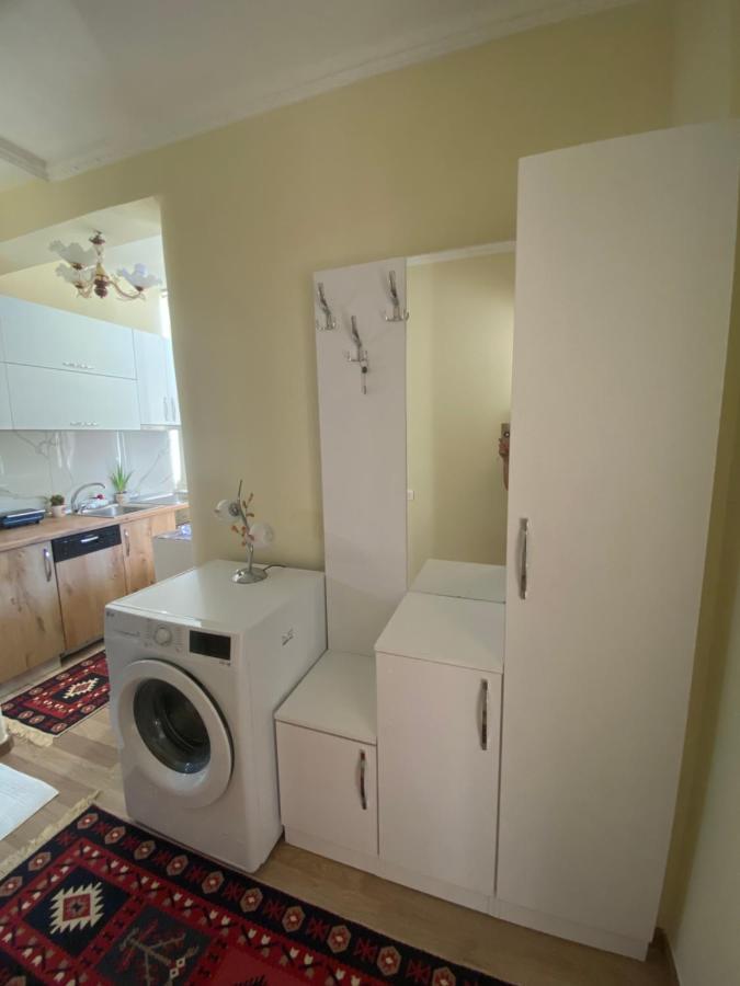 Appartement Evis House à Tirana Extérieur photo
